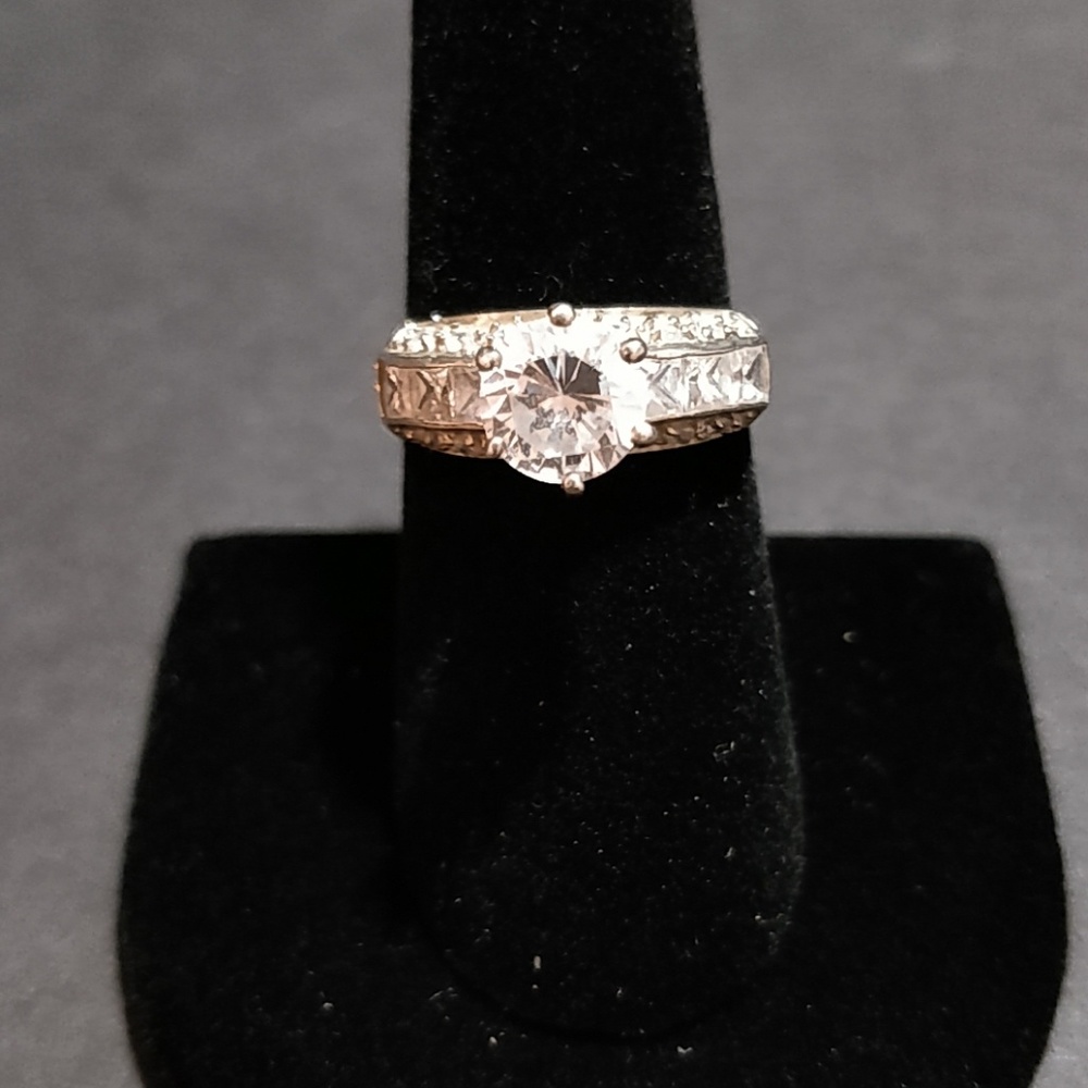 * Silver Wedding Ring